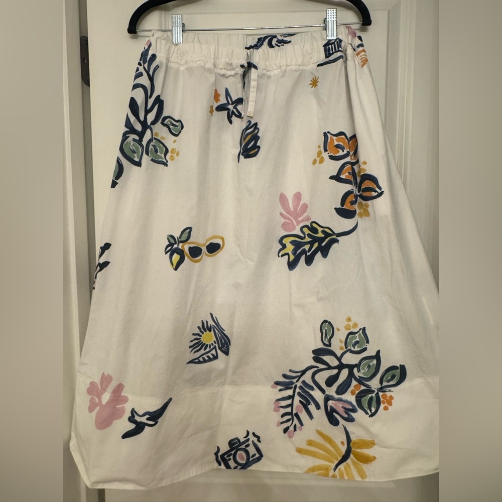 MARELLA White A-Line Skirt with Navy, Pink, Yellow and Green Floral Motif